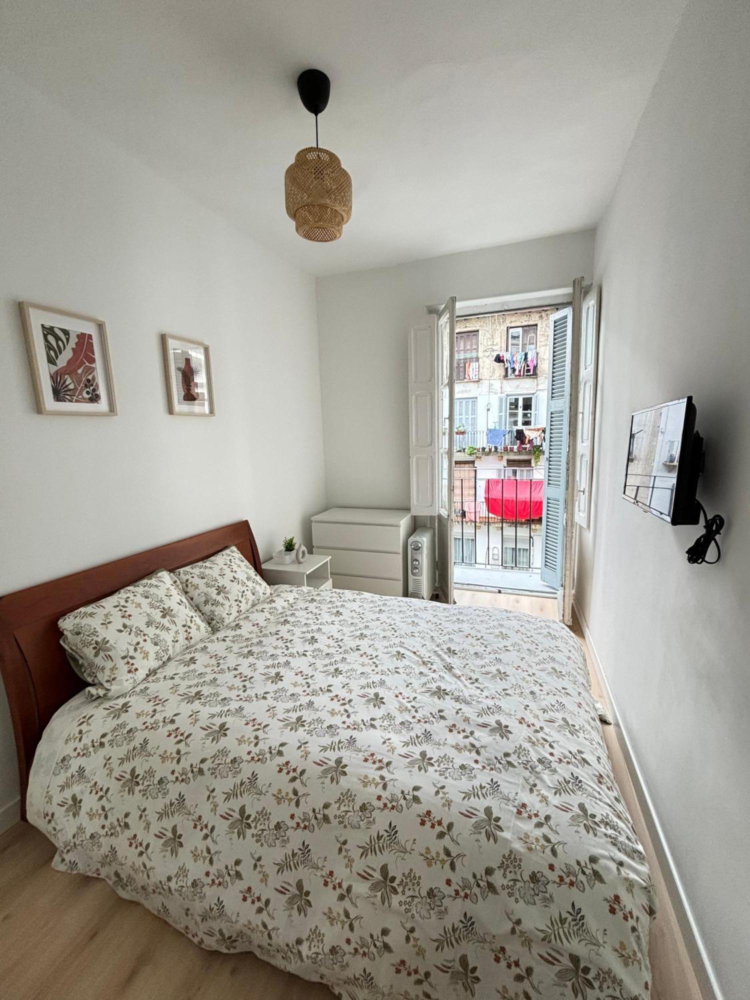 Apartamento Familiar Reformado En El Centro, Donostia-Сан Себастиан Екстериор снимка