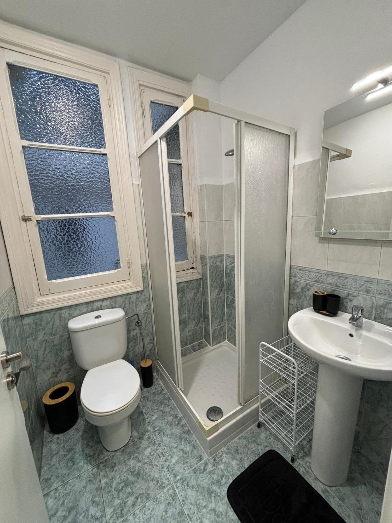 Apartamento Familiar Reformado En El Centro, Donostia-Сан Себастиан Екстериор снимка